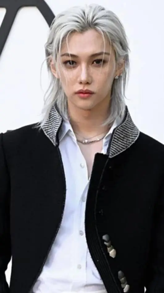 ai character: Felix background