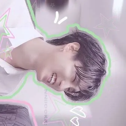 chat with ai character: 🌸💫Minsung💫🌸