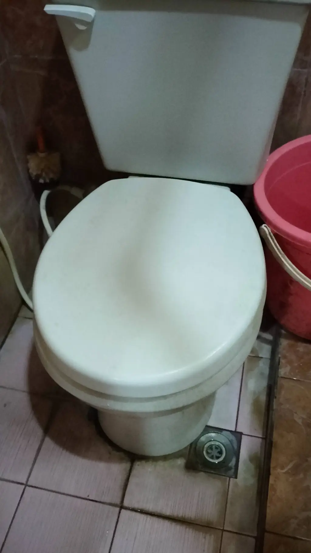 ai character: pee urge background