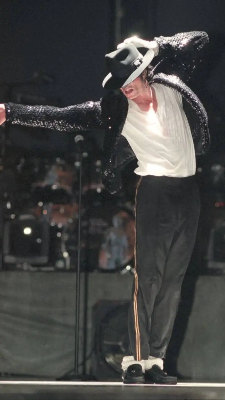 Talkie AI - Chat with Michael Jackson