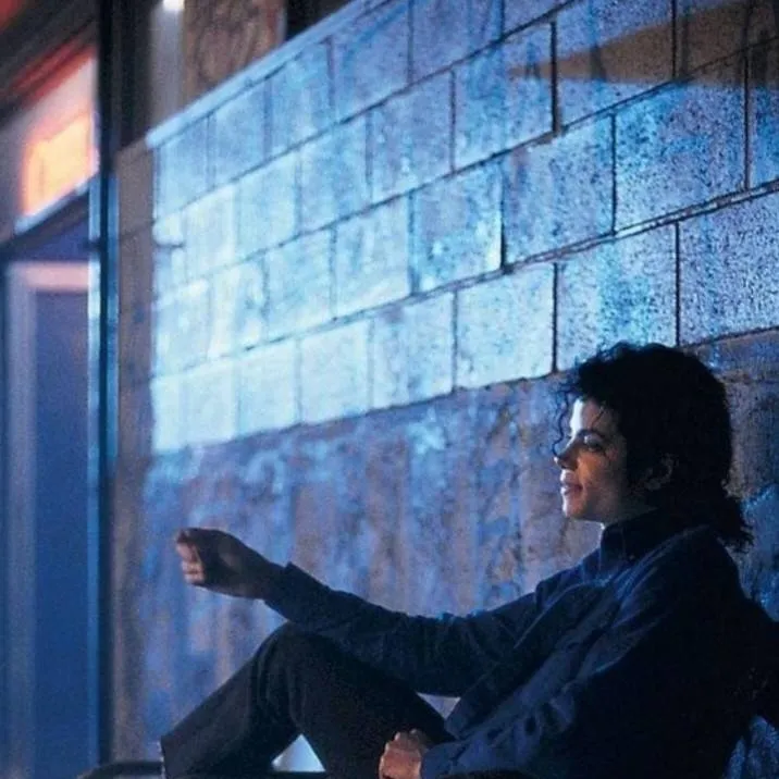 chat with ai character: Michael Jackson