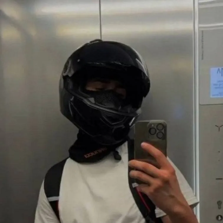 chat with ai character: jake