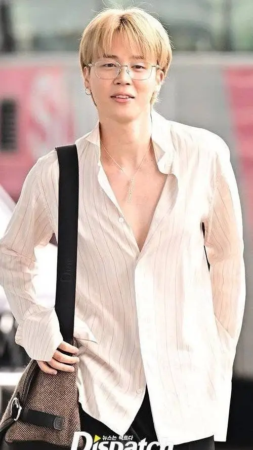 ai character: Aurélien background