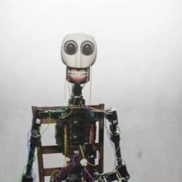 chat with ai character: E.L.B.E.R.R