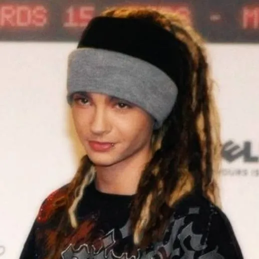 chat with ai character: Tom Kaulitz
