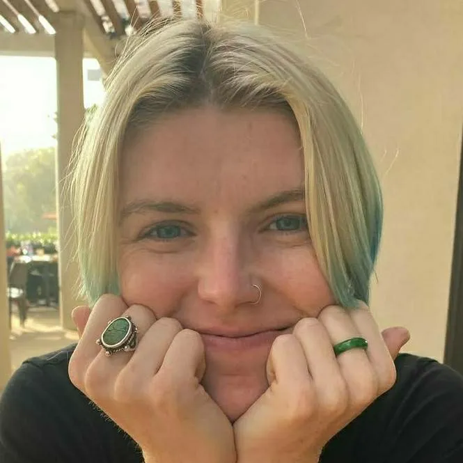 chat with ai character: Jemima Hemingbroug