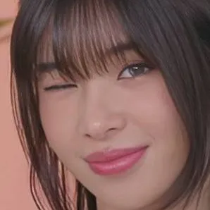 chat with ai character: Sophia Laforteza ⚓