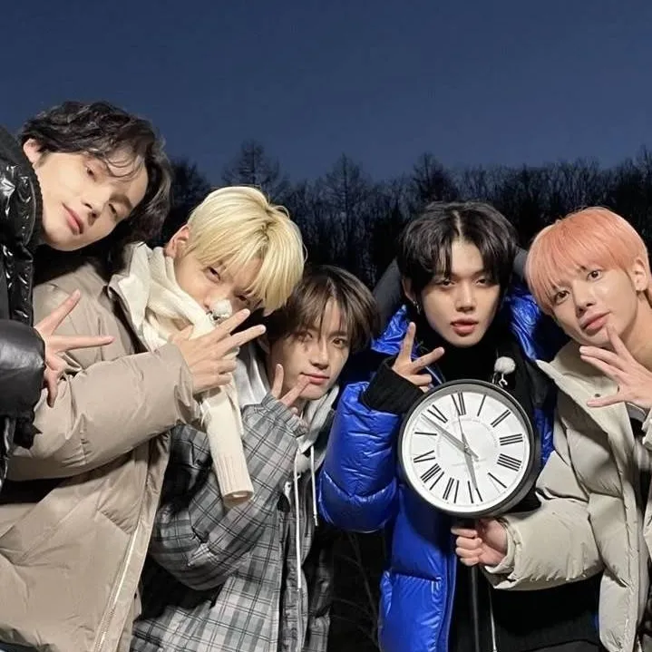 chat with ai character: TXT (SECRET CRUSH)