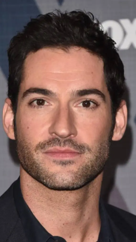 ai character: tom ellis  background