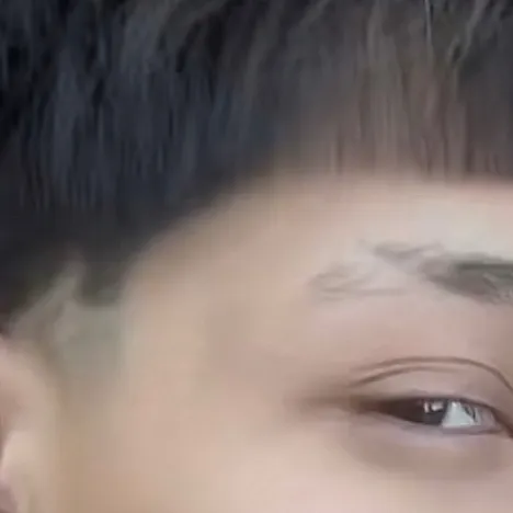 chat with ai character: Edwin 😎