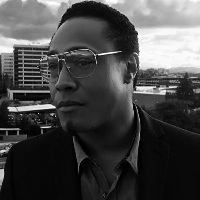 chat with ai character: Siggy Jackson 
