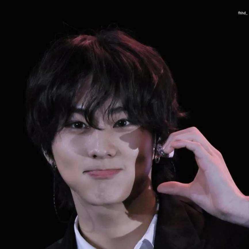 chat with ai character: Yang Jungwoon 