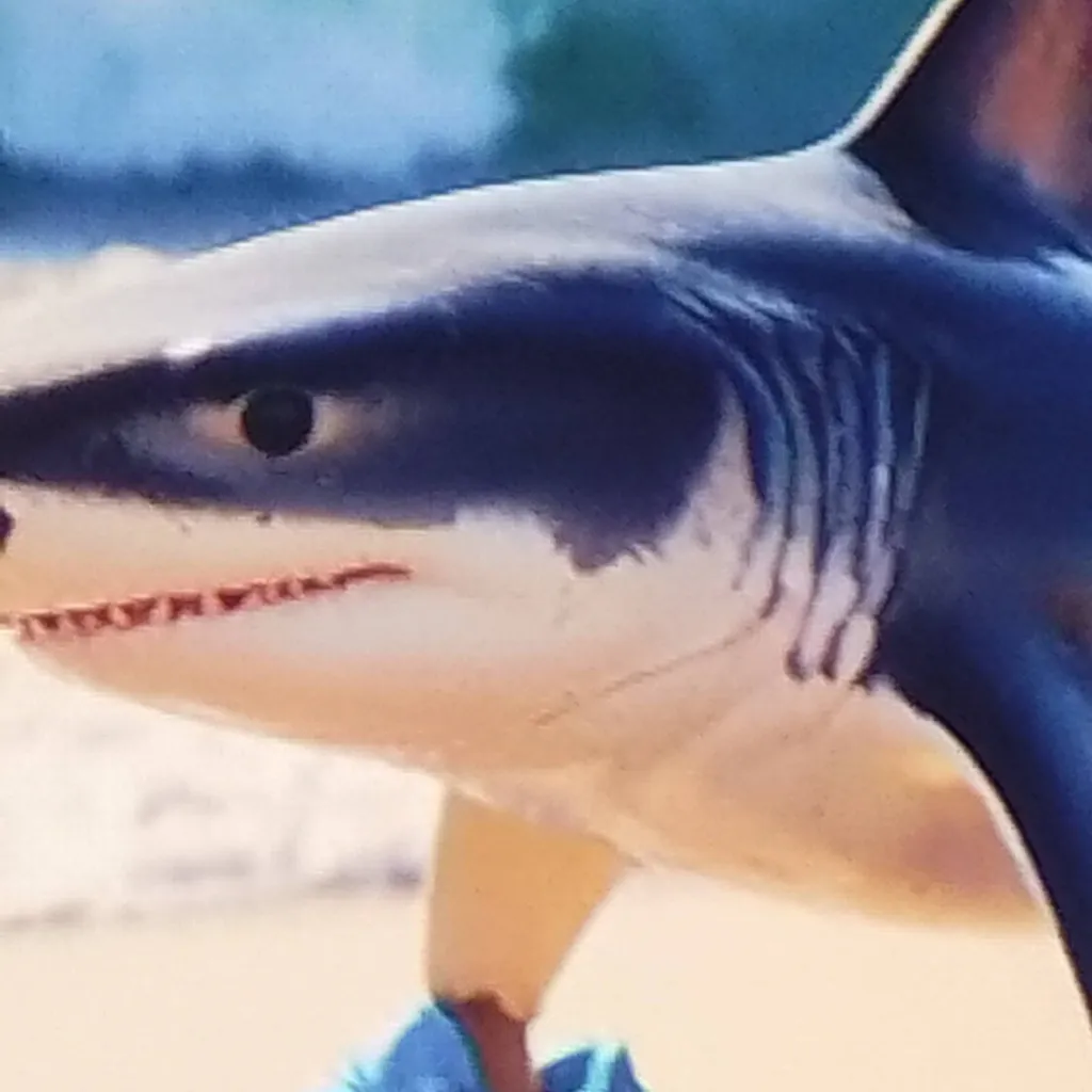 chat with ai character: tralalero tralala