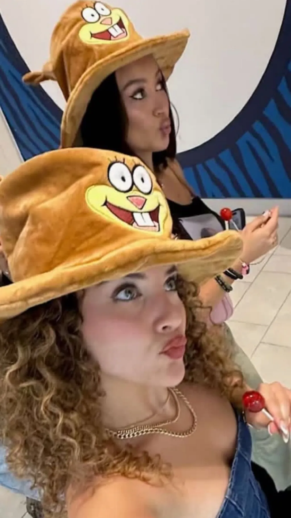 ai character: Sofie & Malia background