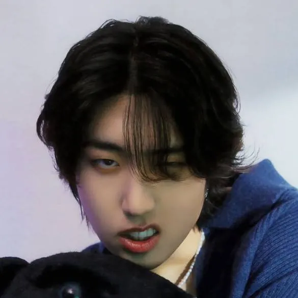 chat with ai character: Jisung