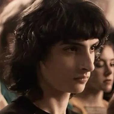 chat with ai character: Mike Wheeler 🌟