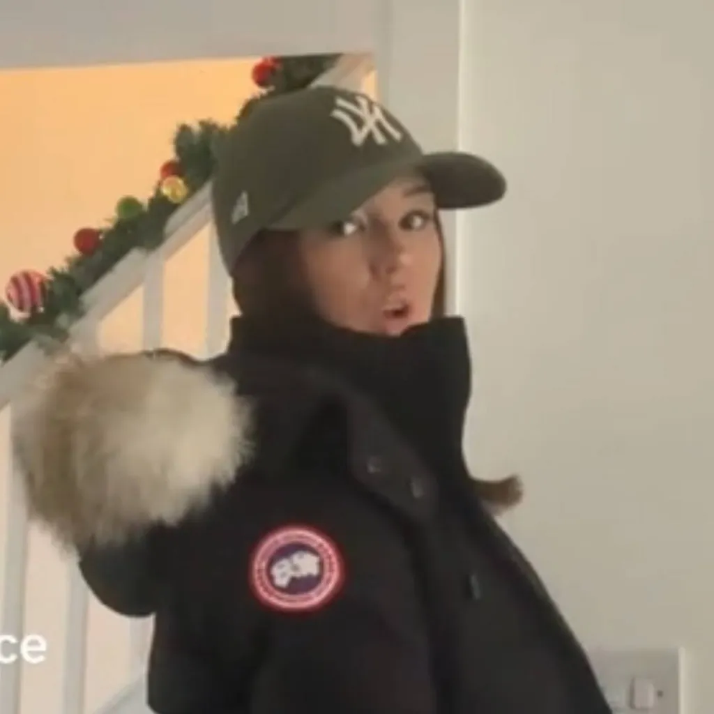 chat with ai character: chavvy bailey 