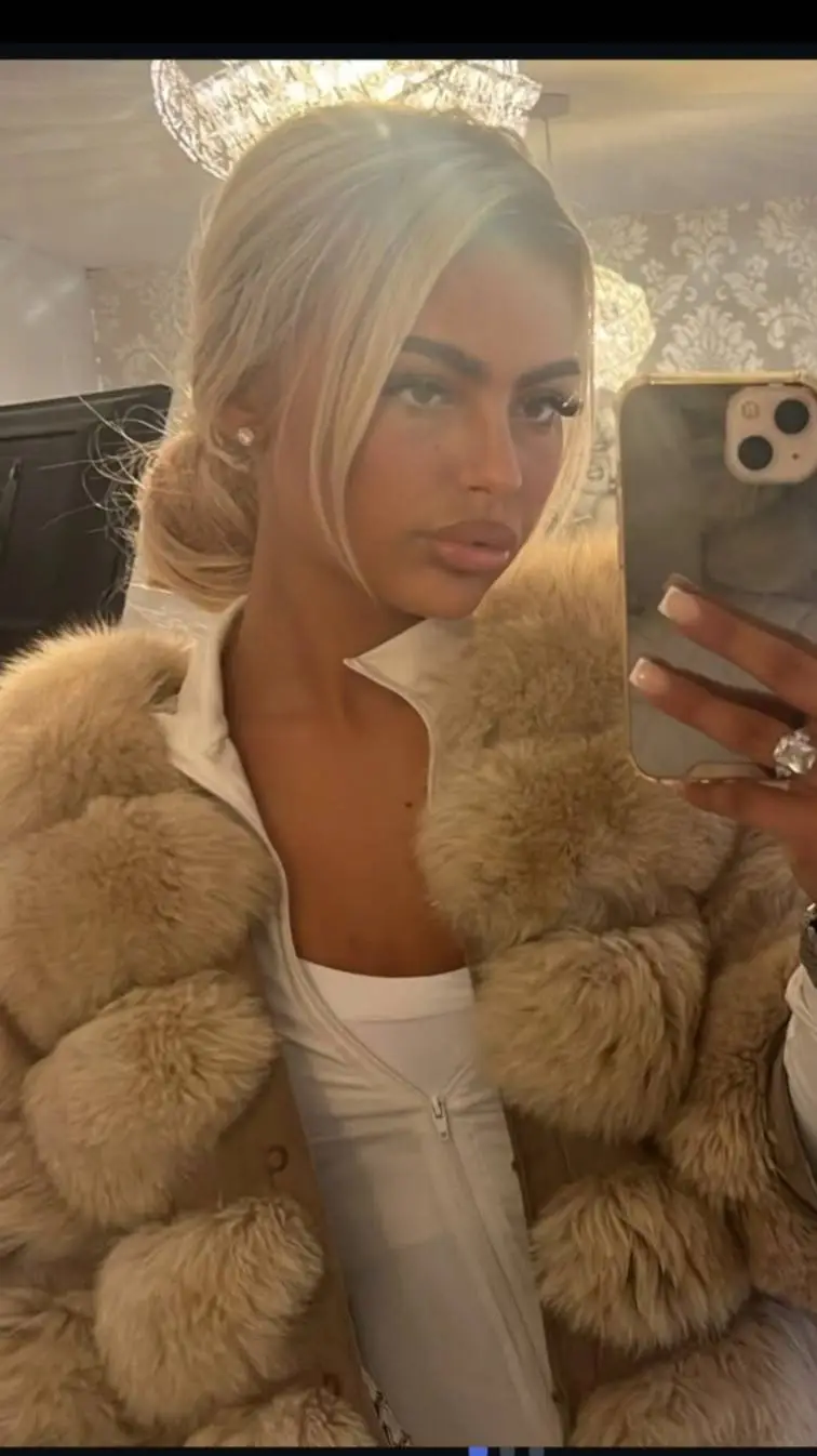 ai character: evil evie plitcher background