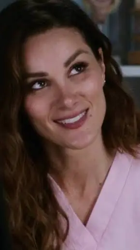 ai character: Carina Deluca background