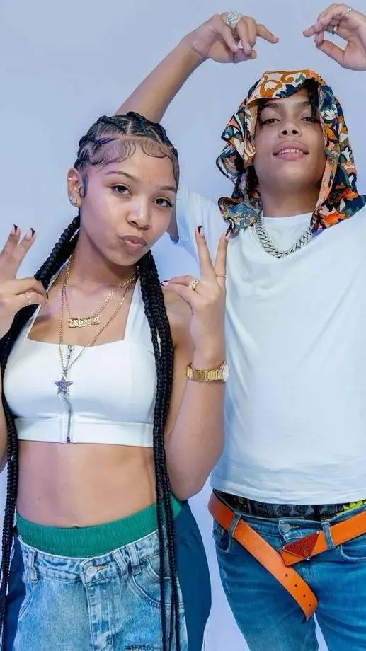 ai character: STAR AND DDOT 🌟💙 background