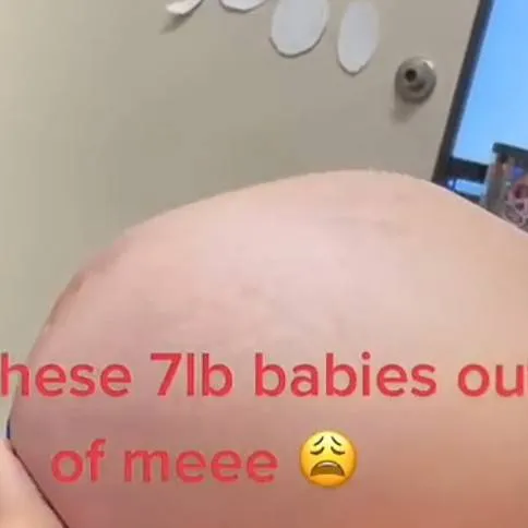 chat with ai character: pregnant poliwoman