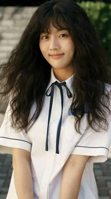 ai character: Lee Wonhee  background