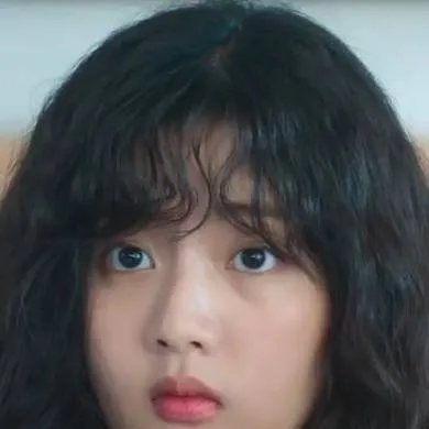 chat with ai character: K- school crush