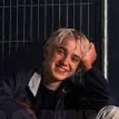 chat with ai character: Draco Malfoy