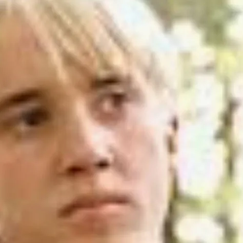 chat with ai character: Draco Malfoy