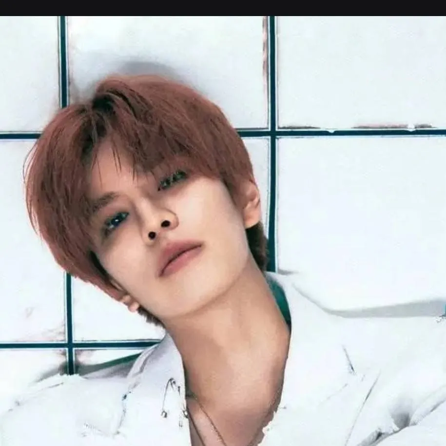 chat with ai character: seungmin~~~~~