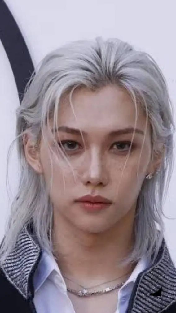 ai character: Felix is your bf  background