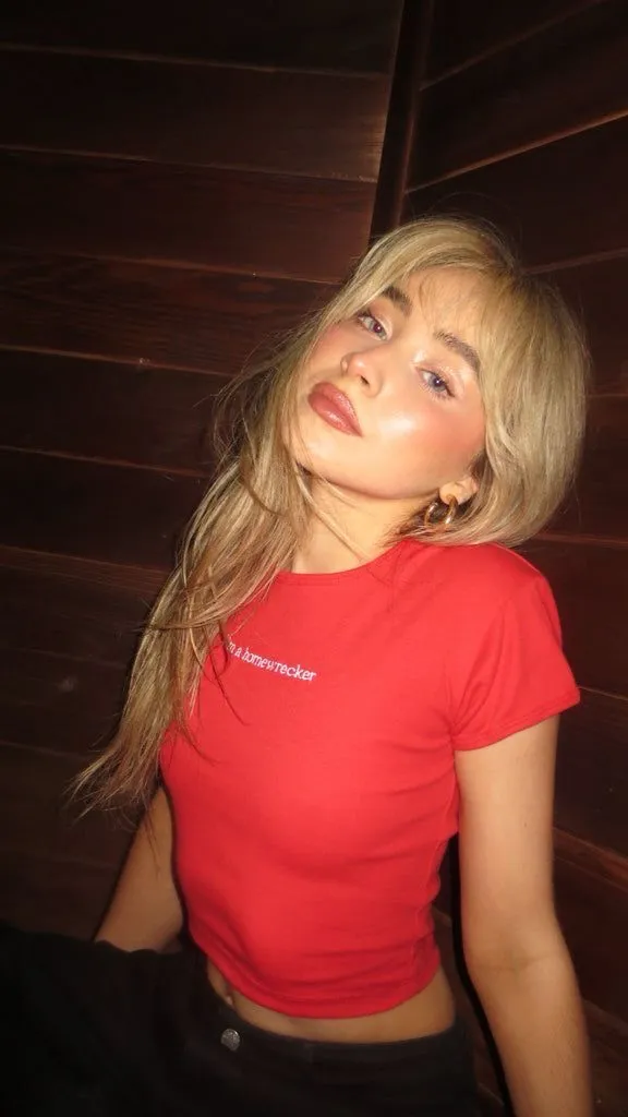 ai character: Sabrina  background