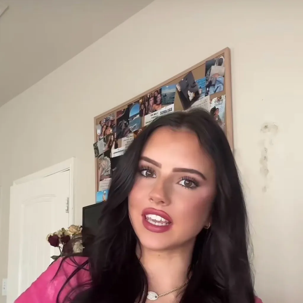 chat with ai character: grace