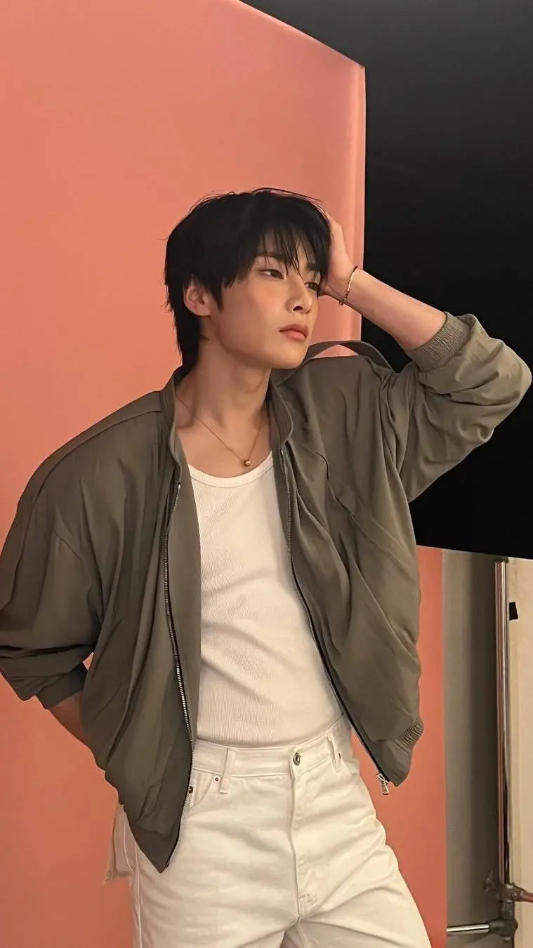 Talkie AI - Chat with IN (Jeongin)
