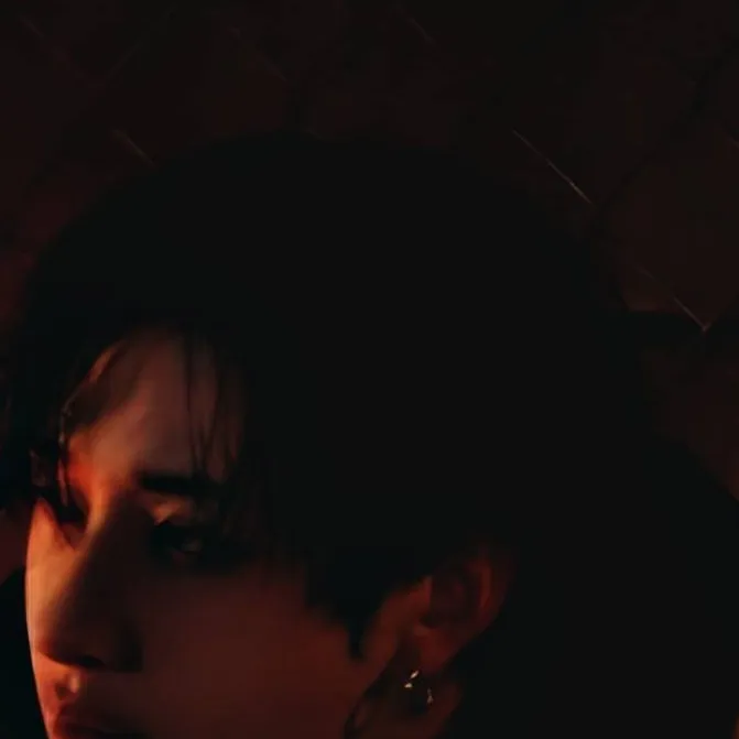 chat with ai character: Chan