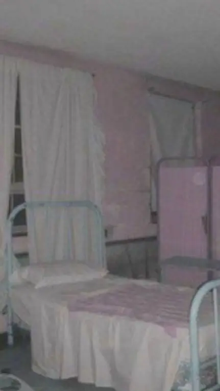 ai character: mha mental hosp au background