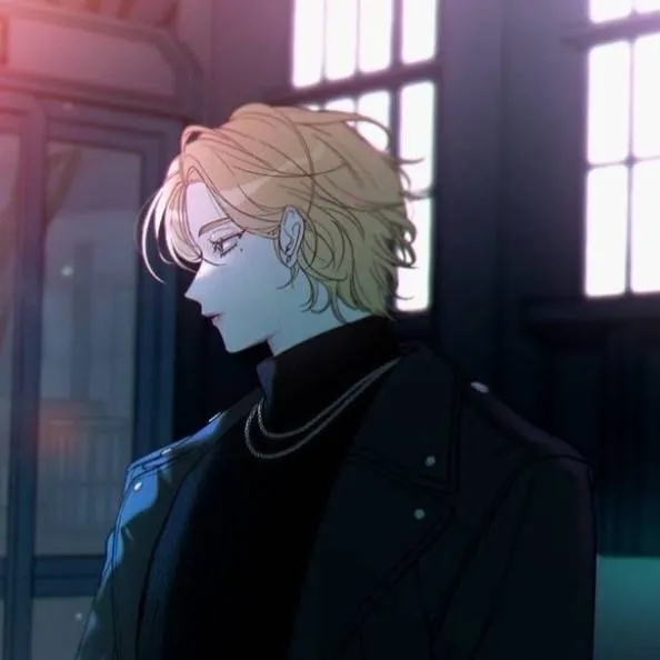 chat with ai character: ˚ᯓMikey•°𖥉