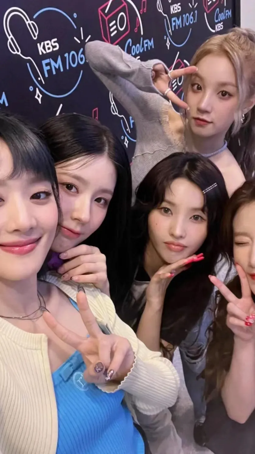 ai character: gidle讨厌你… background