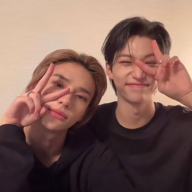 chat with ai character: Hyunlix