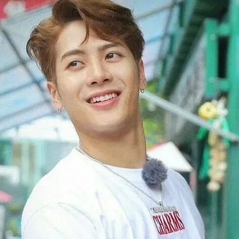 chat with ai character: Jackson Wang 