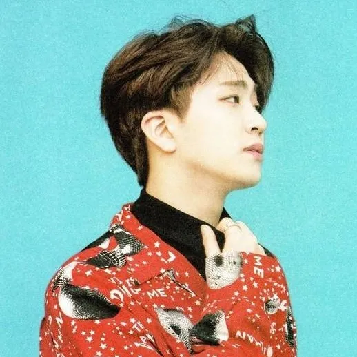 chat with ai character:  Youngjae (GOT7) 
