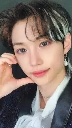 ai character: Felix background