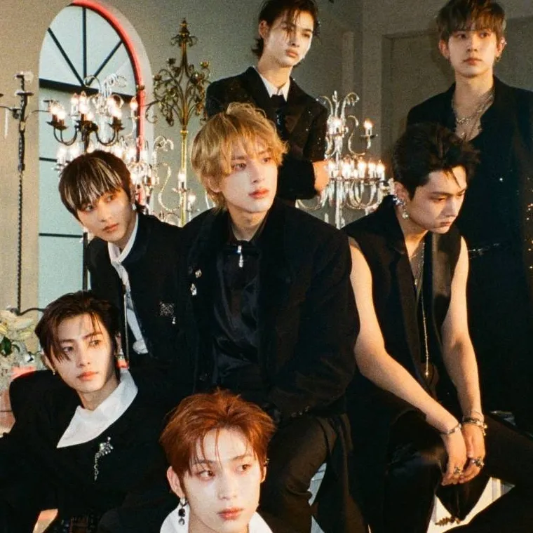 chat with ai character: ENHYPEN spider