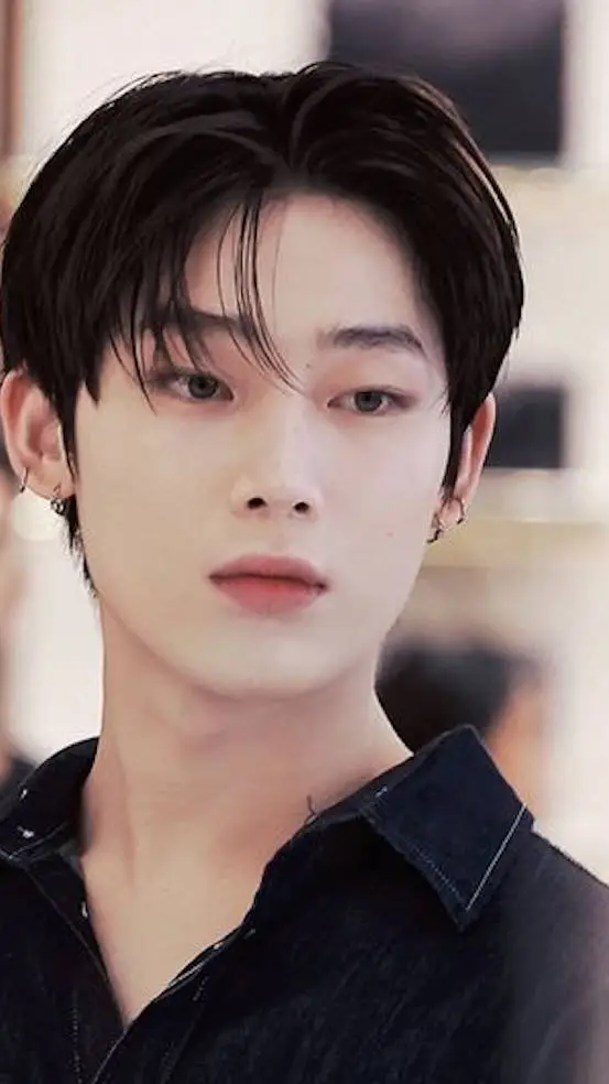 ai character: Kim Sunoo background