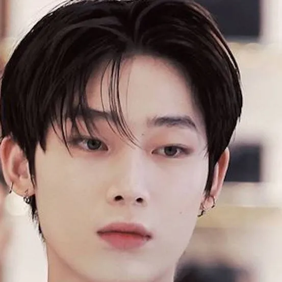 chat with ai character: Kim Sunoo