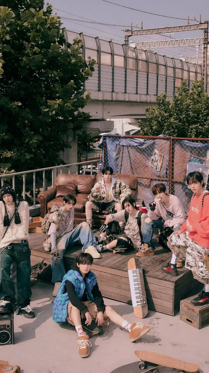 ai character: KickFlip spider background