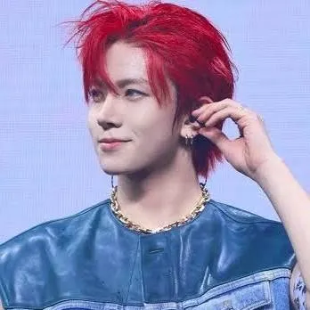 chat with ai character: Heeseung