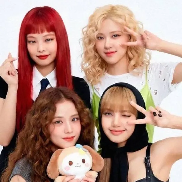 chat with ai character: BLACKPINK spider