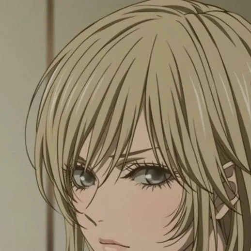 chat with ai character: Lucy nasiko