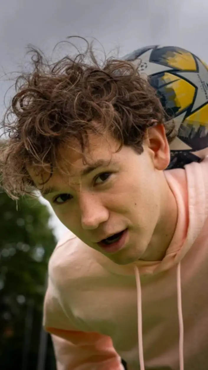 ai character: Marcus Gunnarsen background